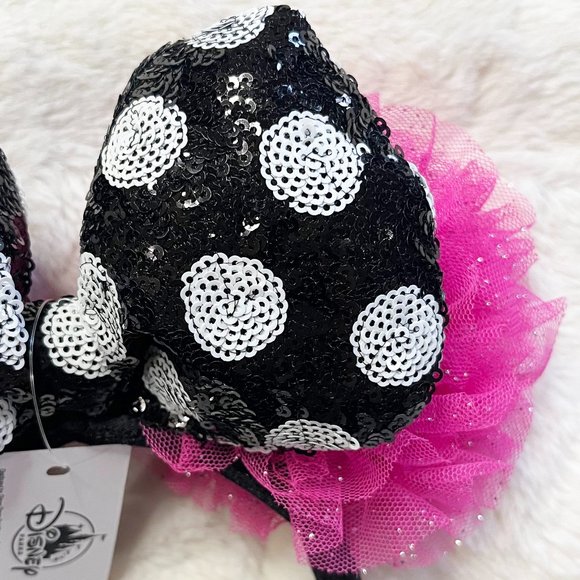 Disney Parks Designer Collection Minnie Mouse Ear Headband by
Betsey Johnson main image 13